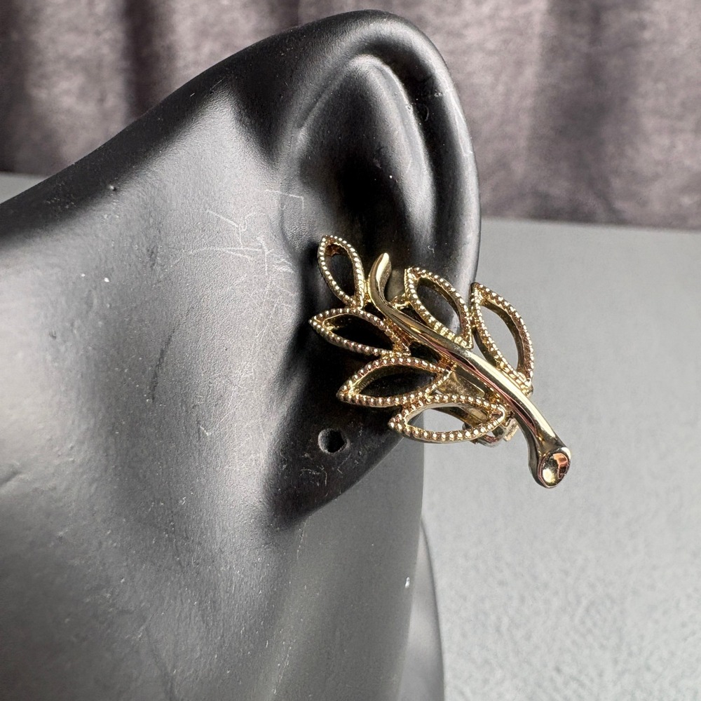 Gold Tone Leaf Clip On Earrings Textured Openwork Botanical Jewelry